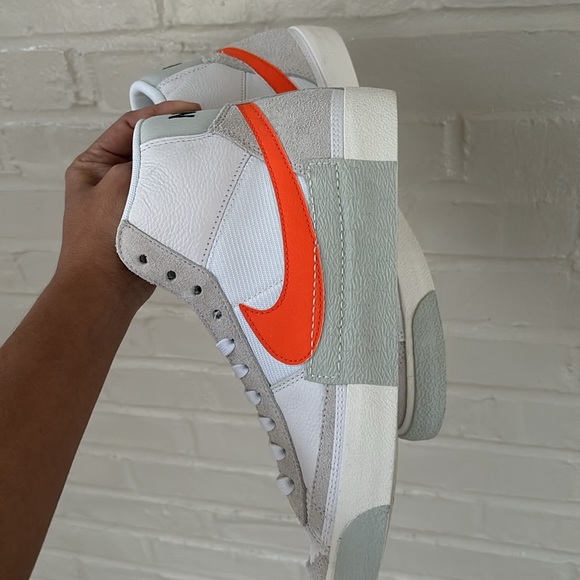 NIB Nike Blazer Mid Pro Club Men’s Sneakers 9.5 White/Light Silver/Safety Orange - Picture 10 of 15
